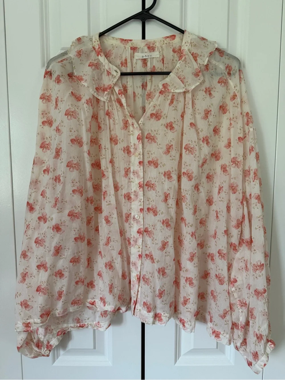 Doen Cream Blouse with Pink Floral Print - Picture 2 of 6